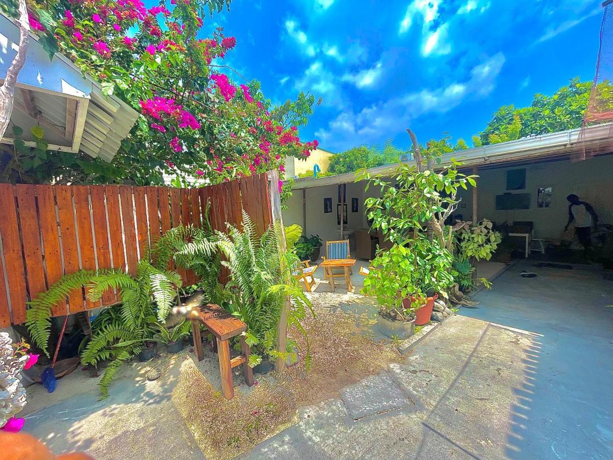 Thulusdhoo Garden Villa Exteriér fotografie